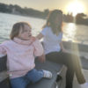 Un sweat pour fille en coton bio "Mademoiselle du Cap", de la marque trente trois.