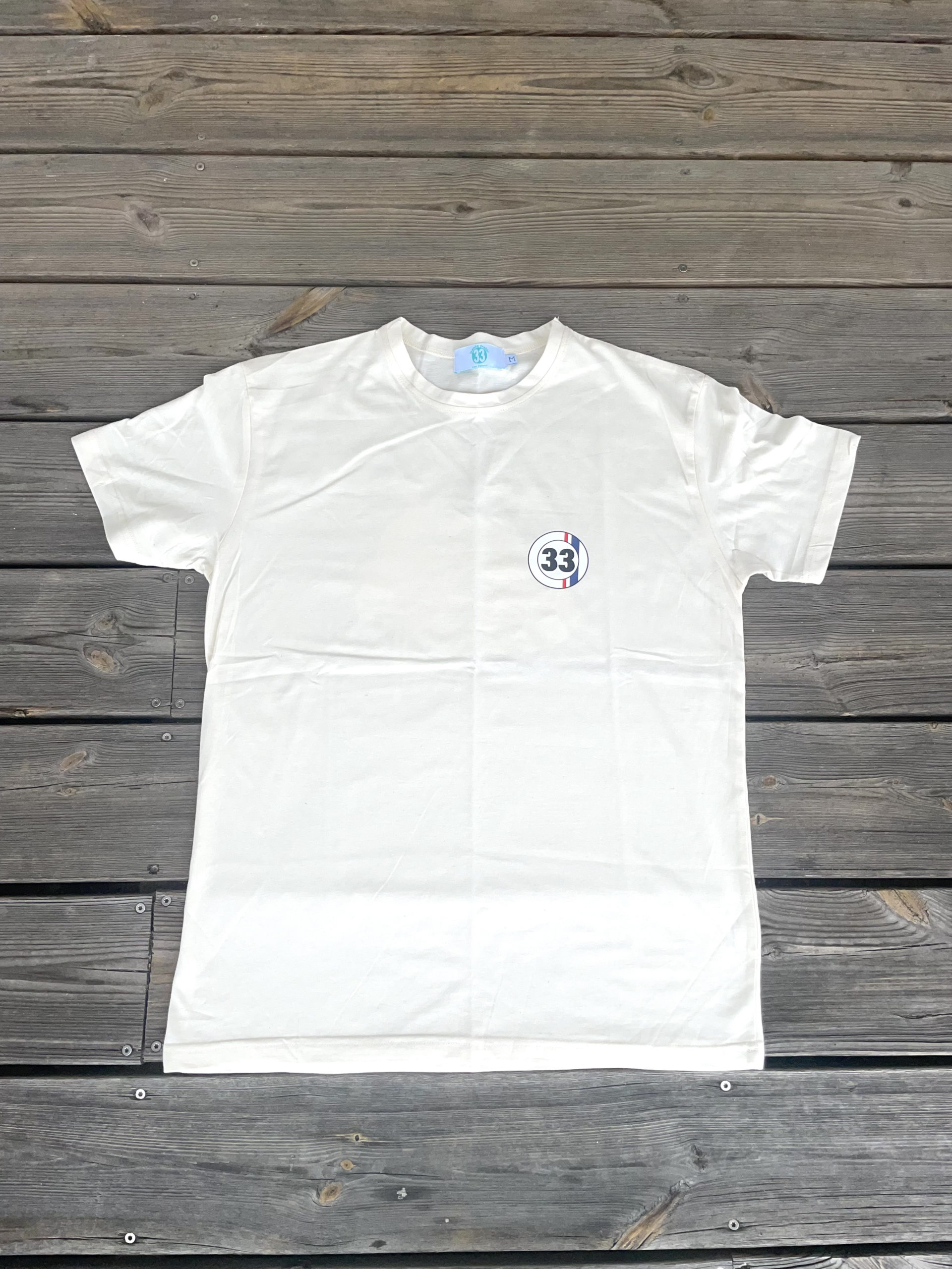 Un tee-shirt coccinelle pour homme de la marque régionale 33.